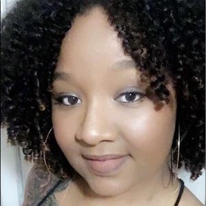 Meet your Posher, Nereida